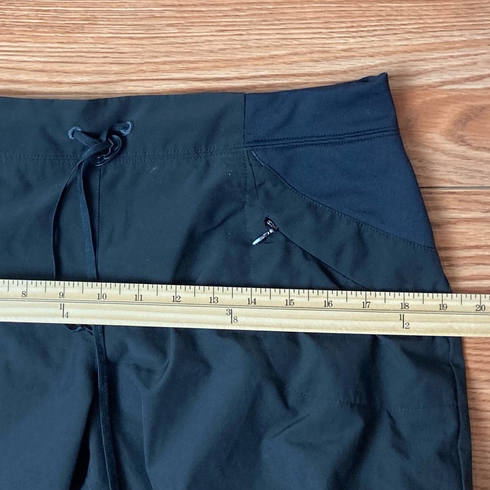 Brooks capris - Picture 3 of 10